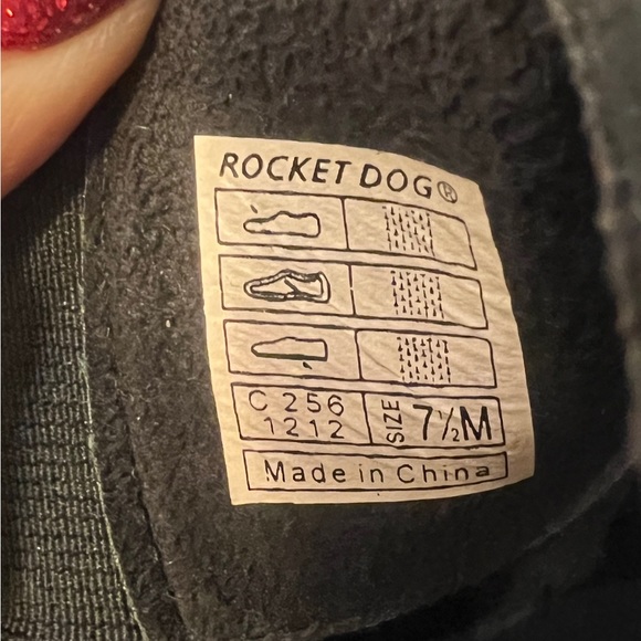 Rocket Dog Wedge Sandals - Picture 5 of 9